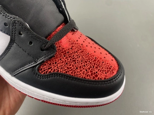 FD2596-602 1  “Varsity Jordan  OG WMNS High Red” Air 0508